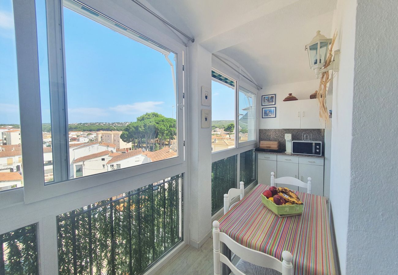 Apartment in Escala - ROSES