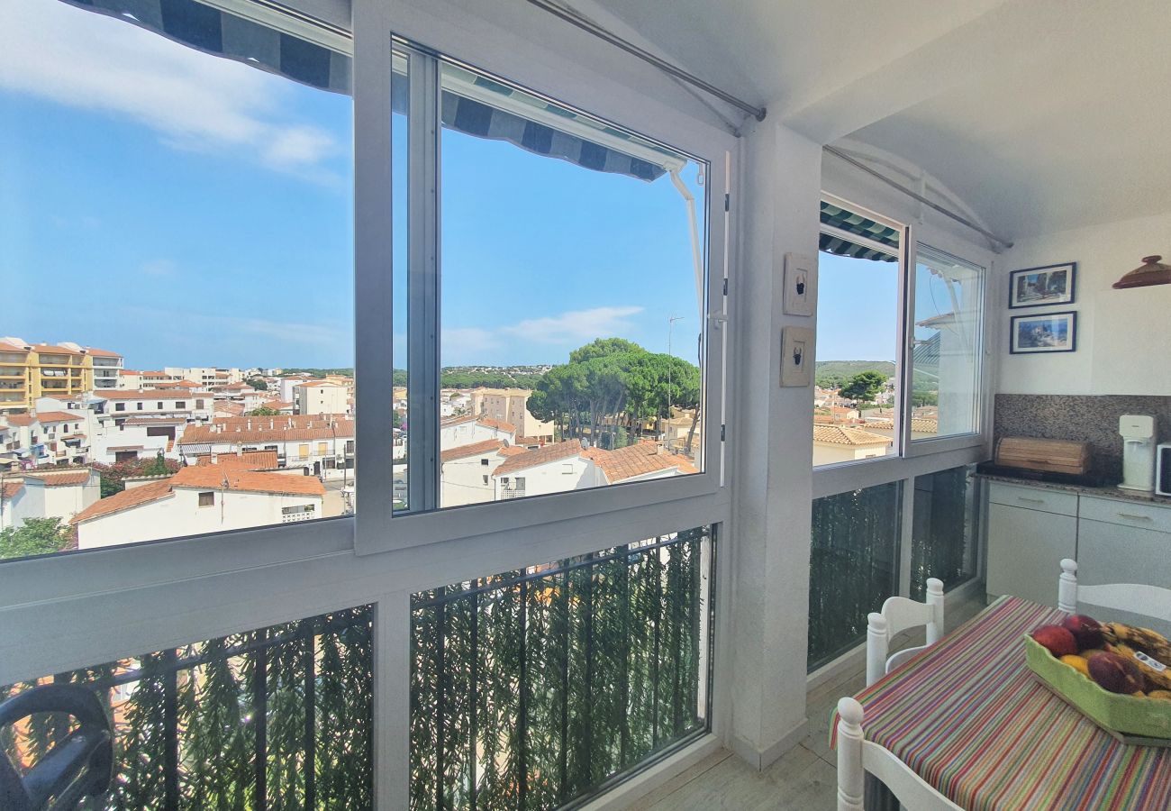 Apartment in Escala - ROSES