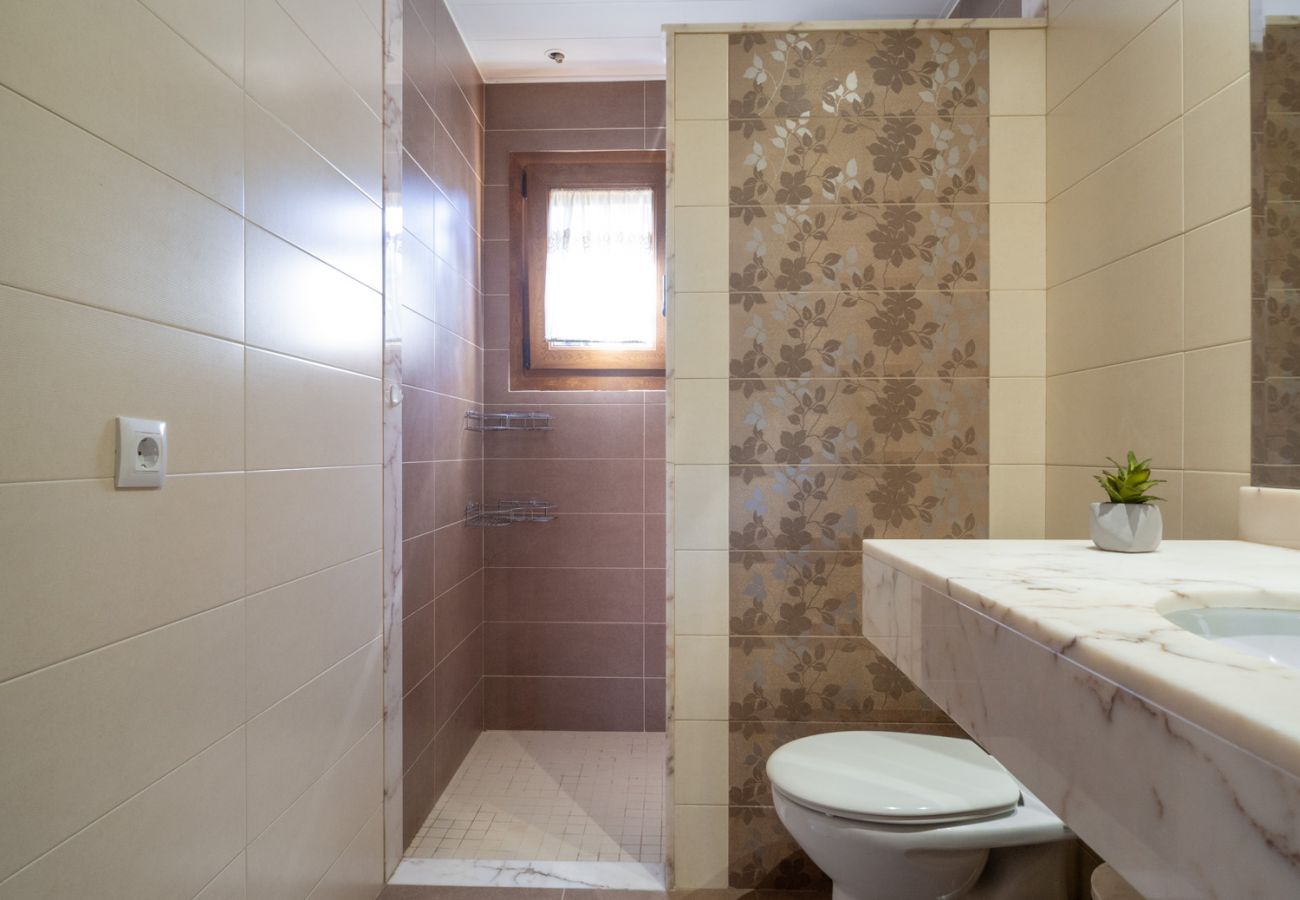 Townhouse in Escala - MANOL