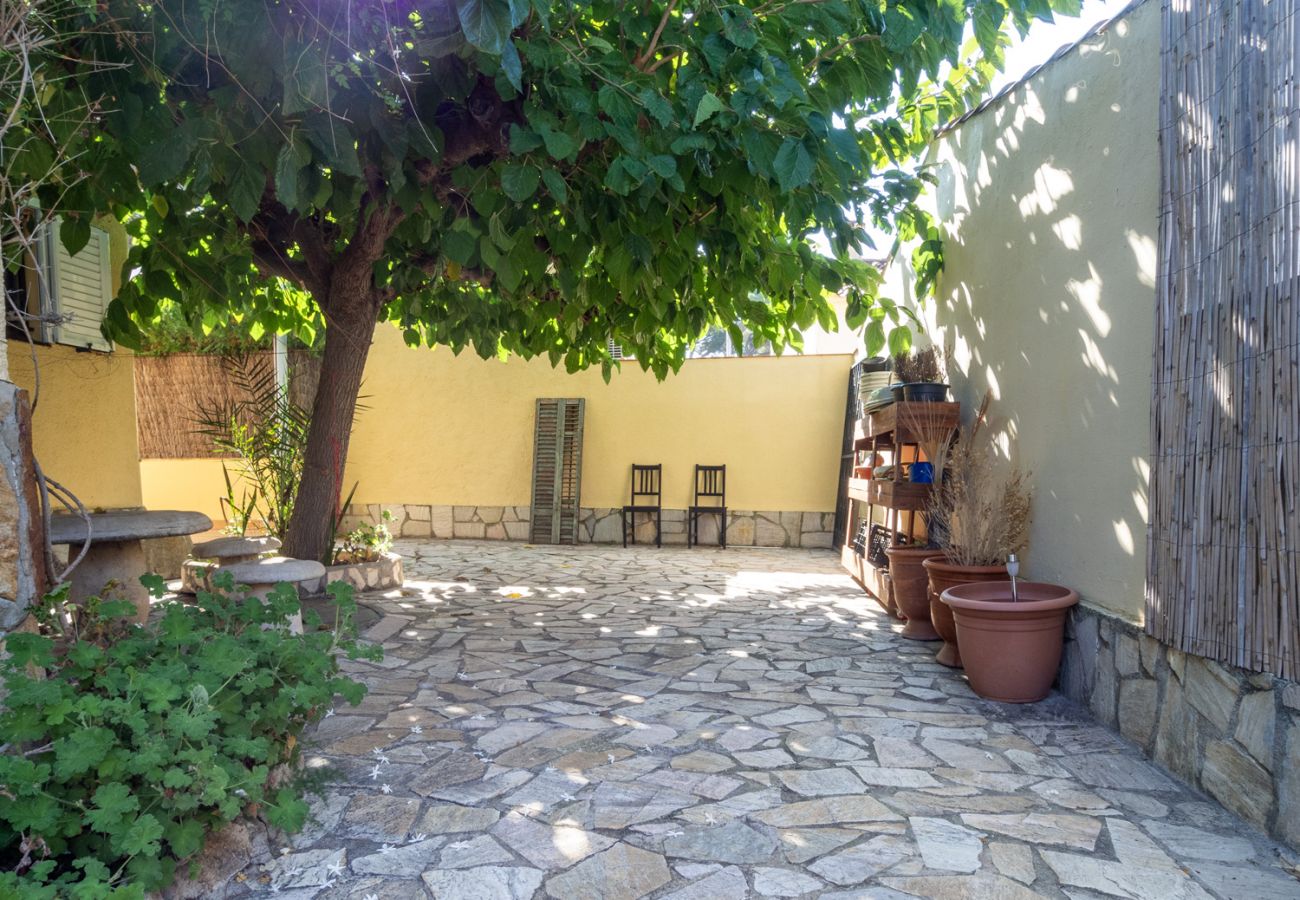 Townhouse in Escala - MANOL