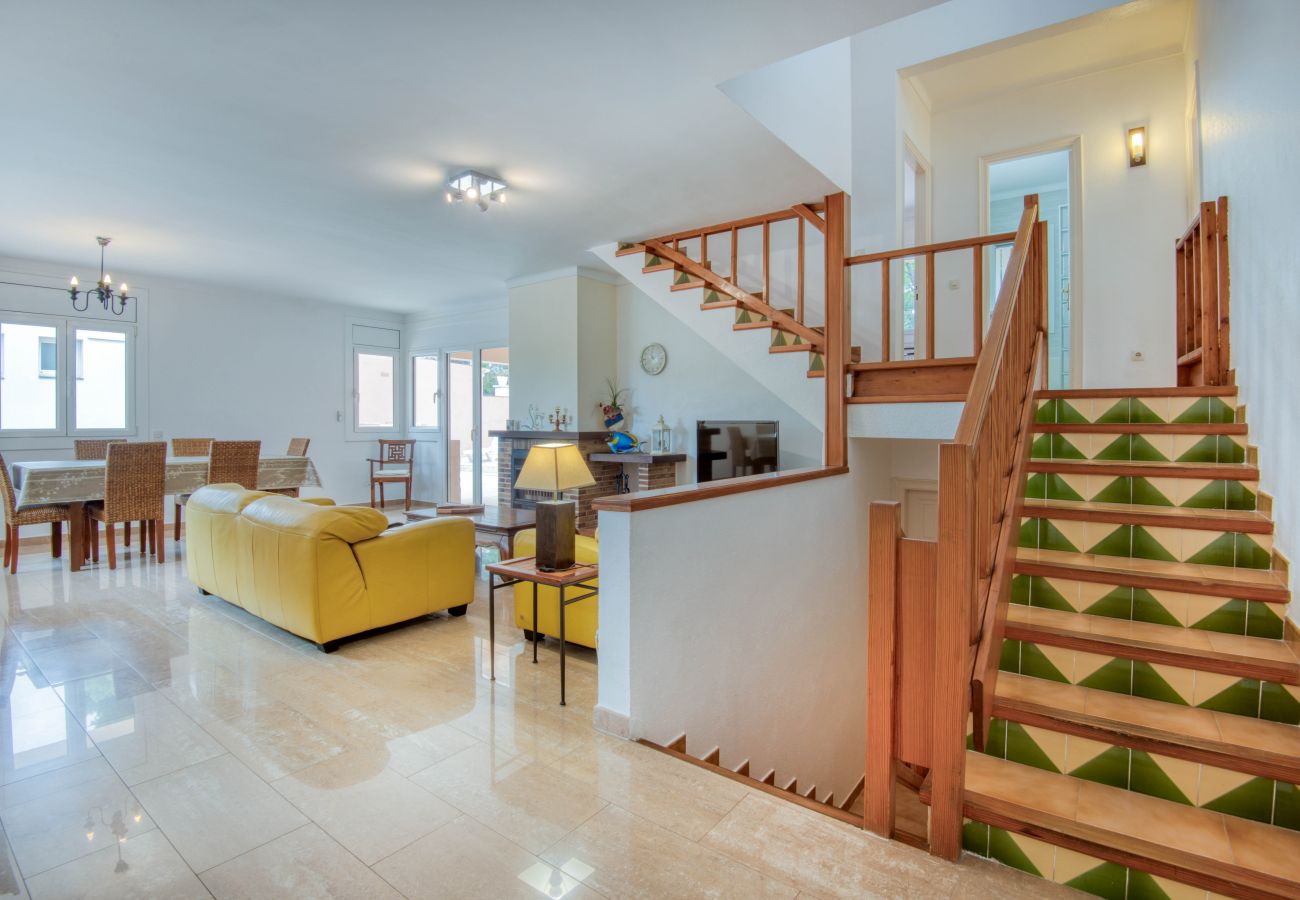 Maison à L'Escala - ALIZEA