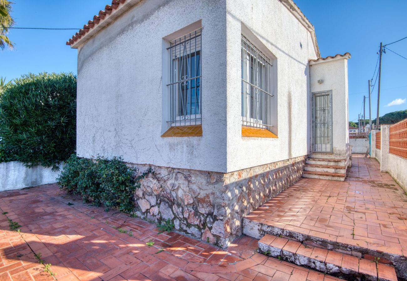 Maison à L'Escala - MIRAVETTE