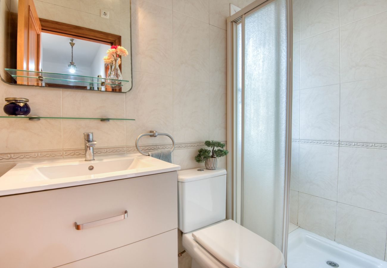 Maison à L'Escala - MONTGO