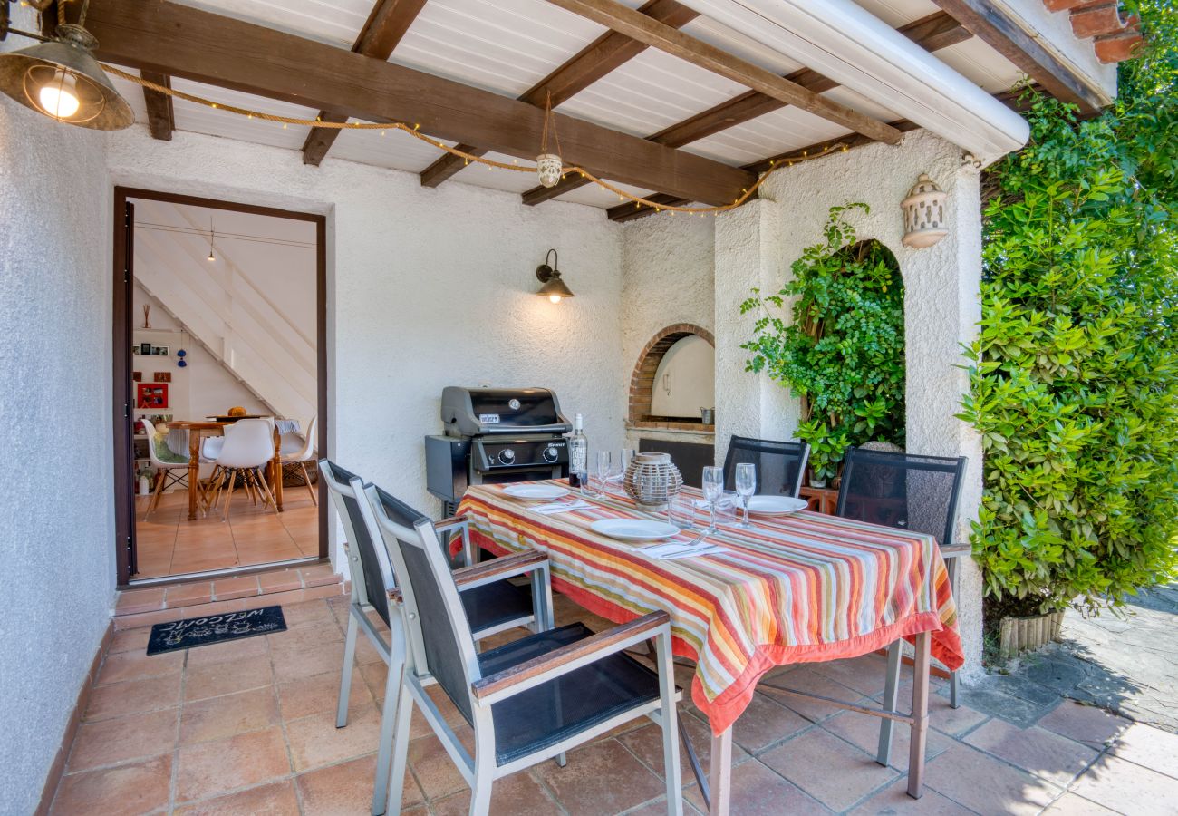 Maison mitoyenne à L'Escala - TERANYINA