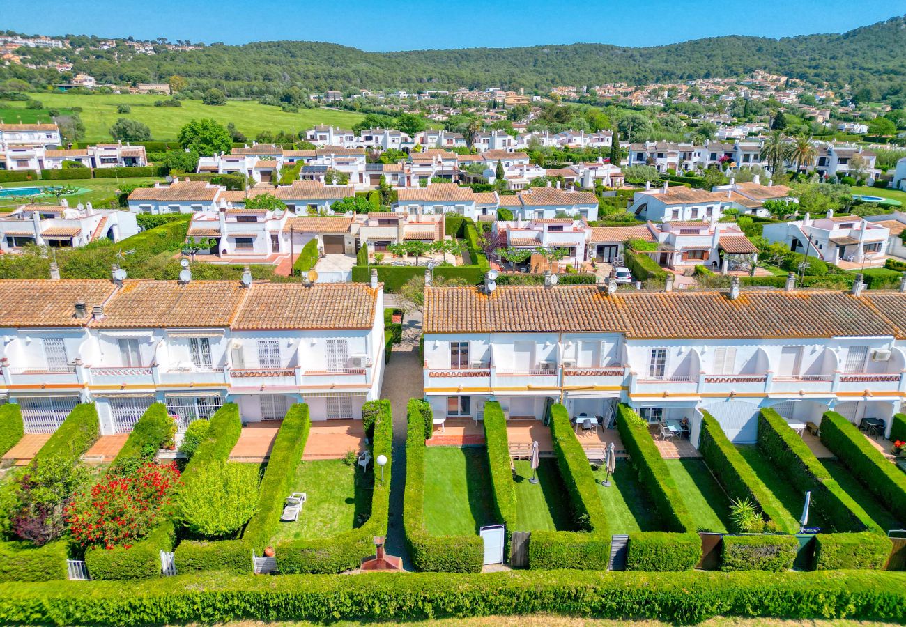 Maison mitoyenne à Torroella de Montgri - TORROELLA