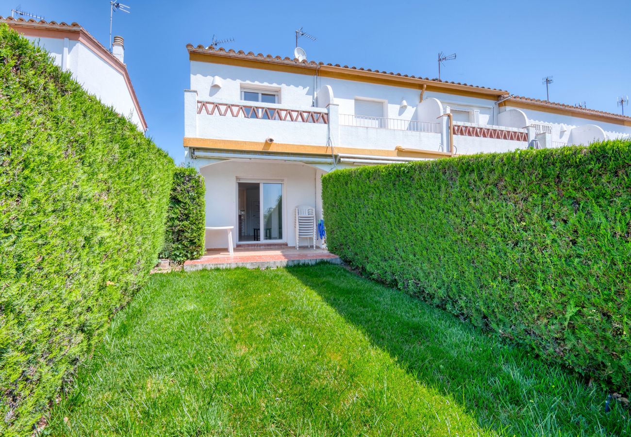 Maison mitoyenne à Torroella de Montgri - TORROELLA