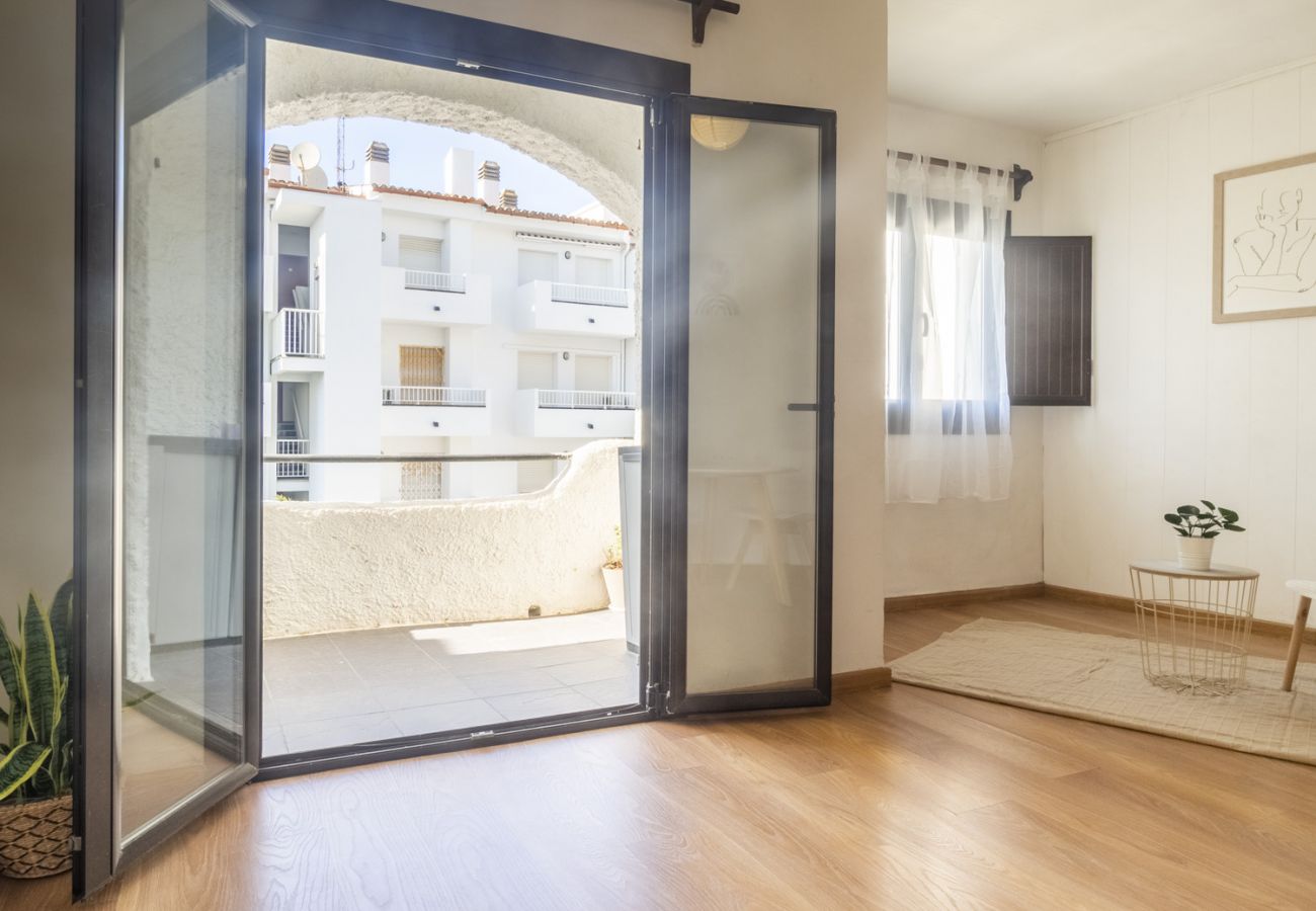 Appartement à Escala - CLOTA