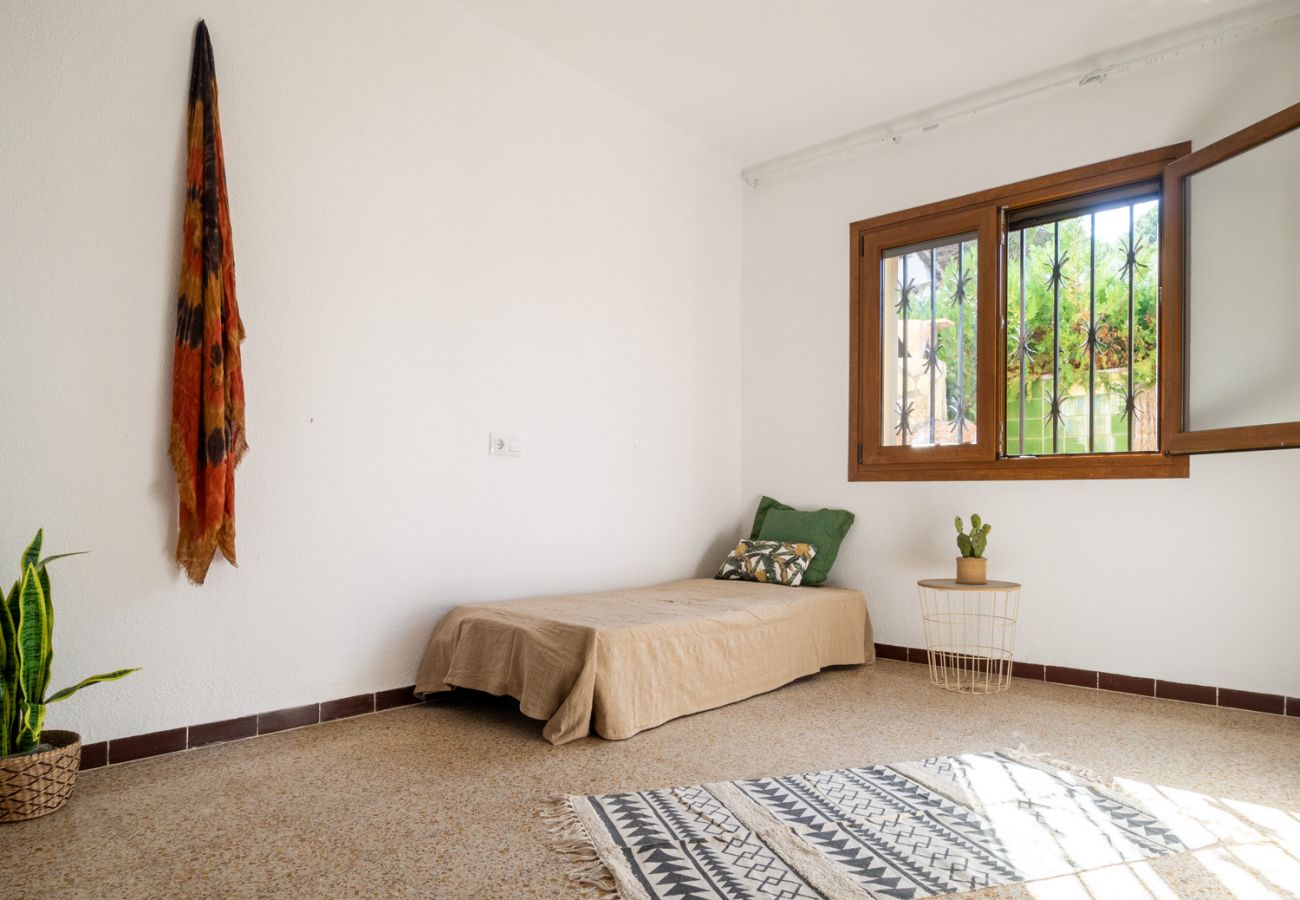Maison mitoyenne à Escala - MANOL