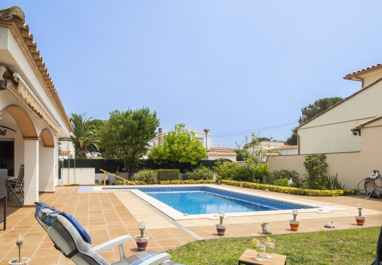 Casa en Escala - FALGUERA
