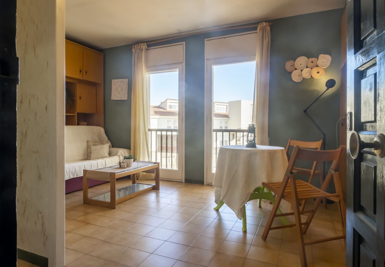 Estudio en Escala - ROMEU