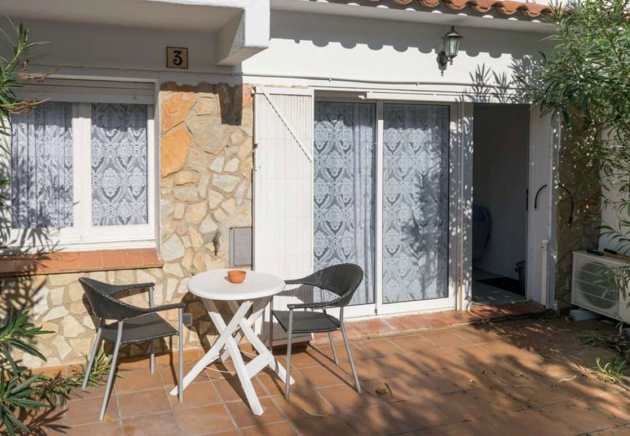 Casa en Escala - MARGARIDA