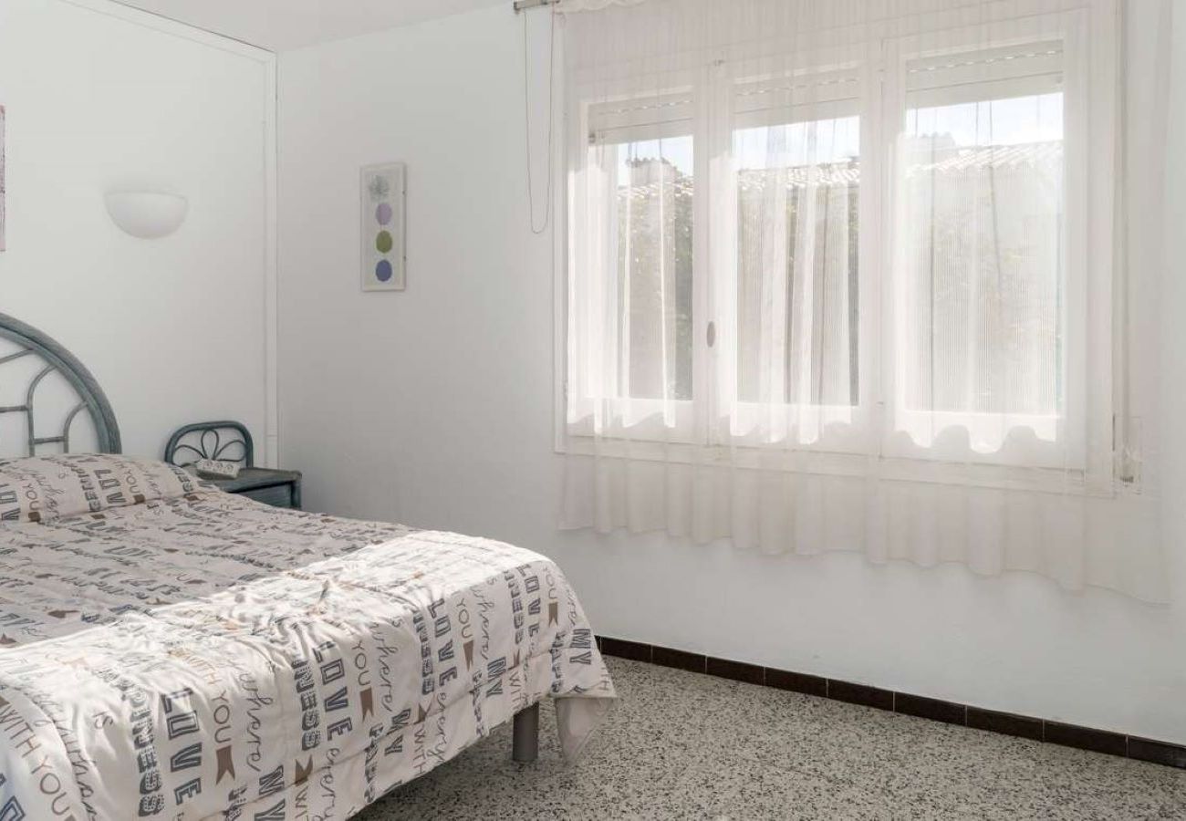 Casa en Escala - MARGARIDA