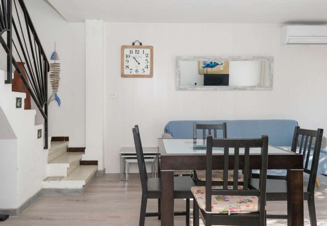 Casa en Escala - MARGARIDA