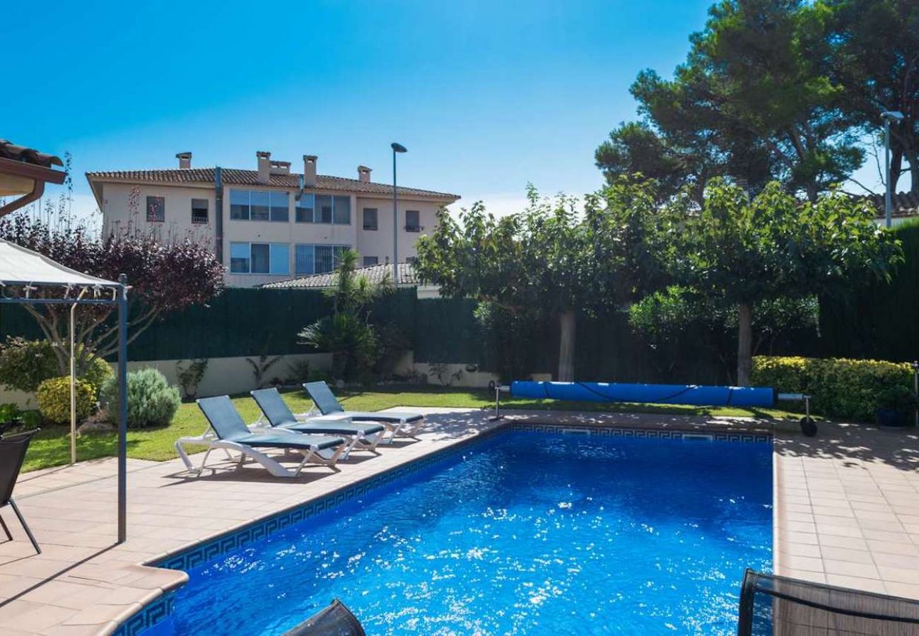 Casa en Escala - SUD
